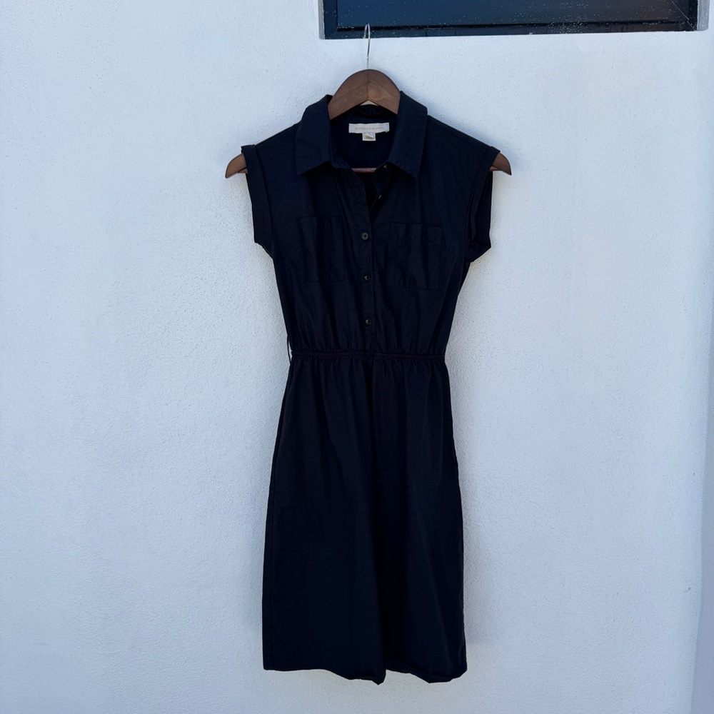 Cap sleeve LBD
